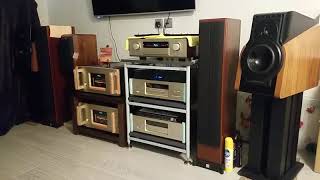 Accuphase  A100 push SonusFaber Extrema