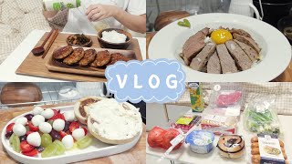 SUB) VLOG | 마켓컬리 주문하고, 열심히 요리 해먹는 자취생브이로그 🥯(스테이크덮밥, 무화과크림치즈베이글, 보코치니 치즈 샐러드, 하울정식, 돼지고기 떡갈비, 미니오레오)