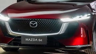 【欧州】マツダが初公開した「新型セダン“MAZDA6e”」に反響多数！ 精悍4ドアボディ×FRレイアウトに「欲しい」「EVはムリ」と賛否両論も!? 25年夏発売の「新たな上級モデル」に期待大！