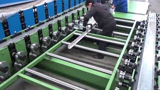 Single side door panel roll forming machine