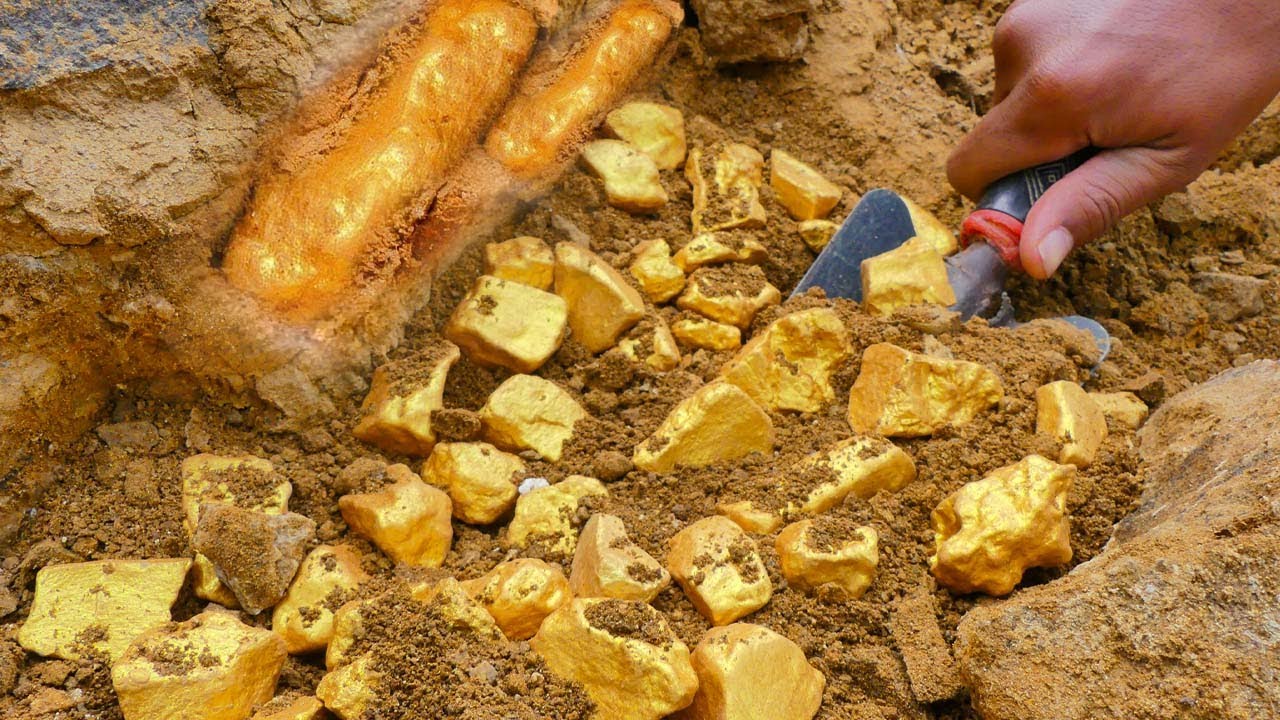 Treasure Hunting! I Am Digging And Finding Multiple Gold Nuggets At ...