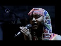 Vusi Nova - As'phelelanga [Feat. Jessica Mbangeni] (Live on Live AMP)