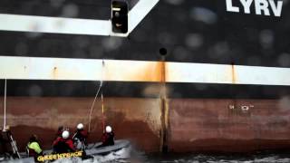 Greenpeace confronts the Margiris super trawler