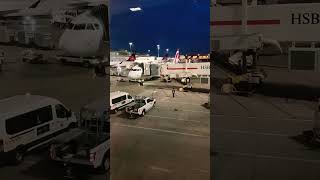 Ground Crew at Toronto Pearson (YYZ)