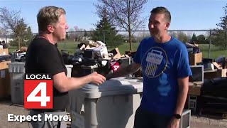 Community response strong at Go 4 It recycling, shredding event
