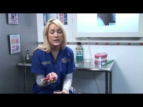 Teeth Whitening : Does Baking Soda Work Well as a Teeth Whitener? Teeth Whitening : Does Baking Soda Work Well as a Teeth Whitener?
