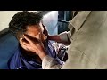 Head Massage in Indian Local Train || Just for Rs 40