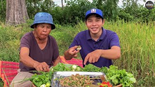 ลาบเนื้อแซ่บๆ ผักเยอะๆ ท่ามกลางทุ่งนาข้าว - [16/10/2019]