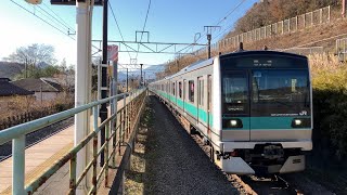 [E233系2000番台ﾏﾄ2編成のNN出場回送（ワンマン化対応改造工事）] E233系2000番台ﾏﾄ2編成が回送電車として藤野駅2番線を通過するシーン(回9434M)