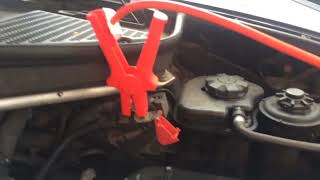 BMW X5 JUMP START CABLES POINT