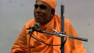 Bharatheeya Smrithikaliloode - Swami Nirmalanandagiri Maharaj