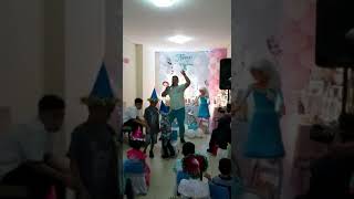 Keseruan party nesya frozen bday