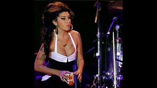 Amy Winehouse - Back To Black live in Sao Paulo (#2/17)