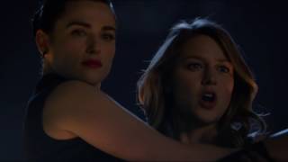 Kara catches Lena bridal style ! | 2x15