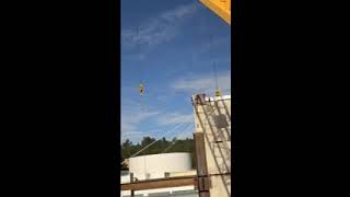 36k Header At OHSU Tandem Crane Pick