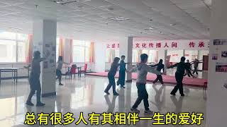 为什么越来越多的人选择住养老院，养儿防老时代已经过去了，现在是主动享老时代。