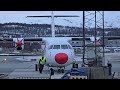 dat atr 42 500 marshalled in at tromsø lufthavn