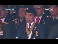 begini ekspresi jokowi u0026 prabowo saksikan aksi polwan hormat dari atas motor hingga bermanuver