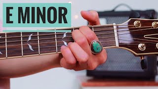 THE EASIEST GUITAR CHORD EVER | E minor (Em)