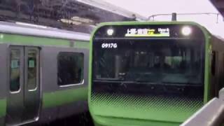 池袋で雪の中を走る大崎行E231系(975G）とE235系（917G)の山手線を撮影してみた