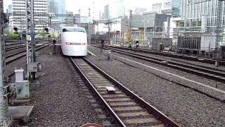 新幹線300系 東京駅出発 2010-04-29 #02