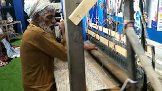 How Khaadi clothes knitting old tradition in Pakistan