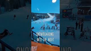 Snowboarding into the sunset night | Lapland, Finland #snowboarding #skiing