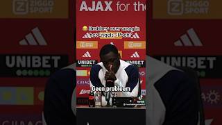 😂 Een vraag in het Engels op de persconferentie? Geen enkel probleem voor Brian Brobbey 👌 #ajax