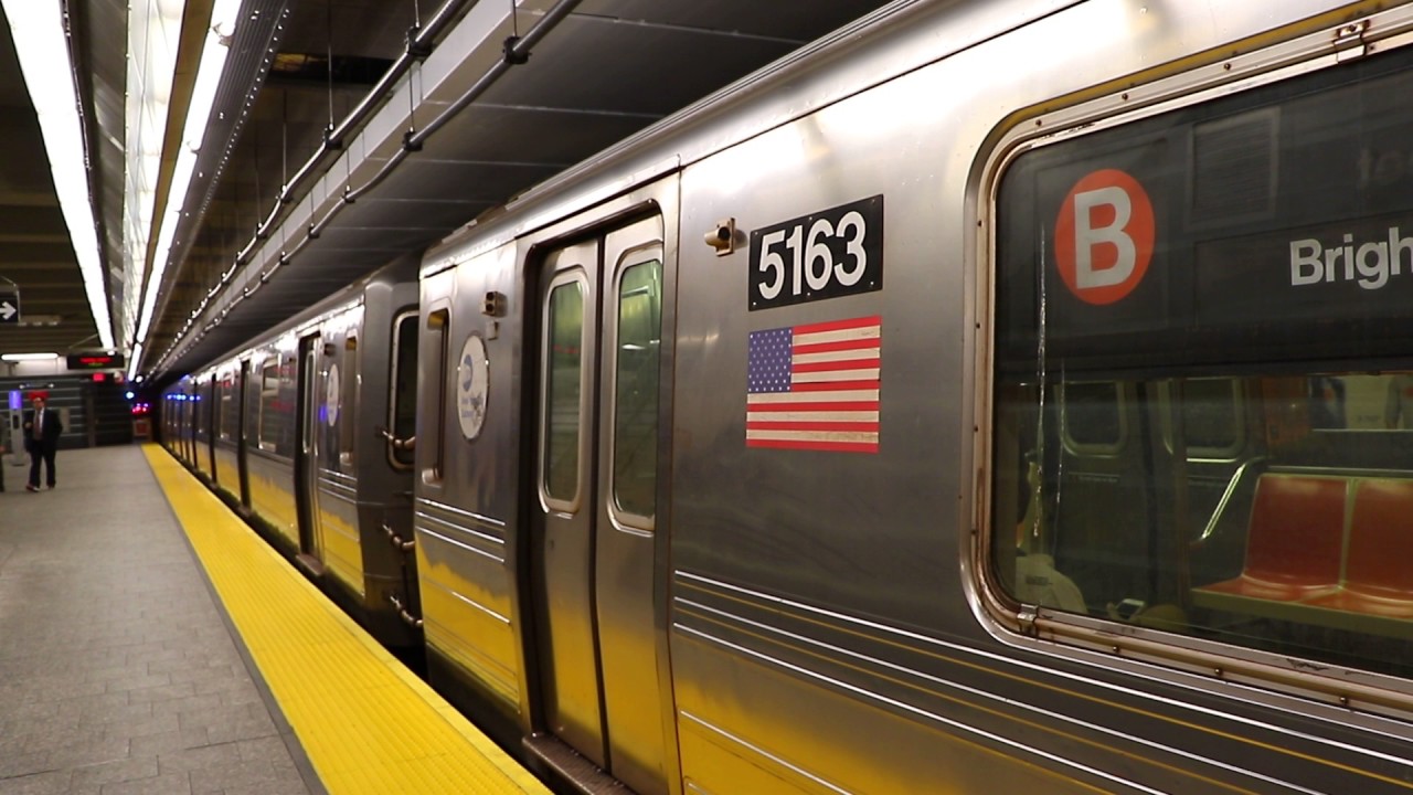 MTA New York City Subway : Rerouted R68A B Train Via The 2nd Avenue ...