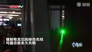 香港廢青宣稱“我們是和平理性非暴力示威”