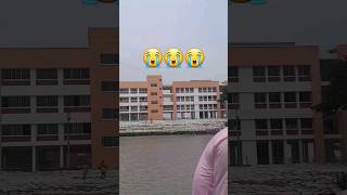 দেখুন কিভাবে বিল্ডিংটি নদীতে তলিয়ে গেল 😭 #viral #apon_family_vlog #shorts