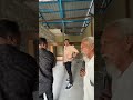 Dr Akmal Salleh datang melawat kontrackter bumbung rumah