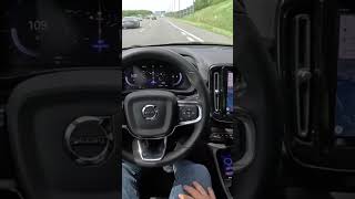 Volvo XC40 Crossover 1.5 T3 163 HP Acceleration