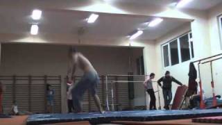 M5 FAMILY - Happy new year 2011 (freerunning)