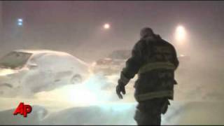 Amid Blizzard, Drivers Stranded in Chicago