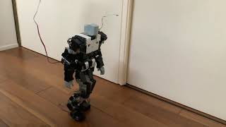 逆運動計算による二足歩行ロボット humanoid robot walk calculated by inverse kinematics21motor