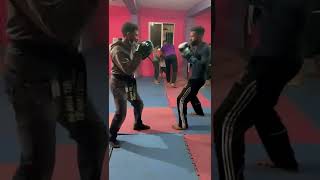 Entrenamiento Kick Boxing & Jeet Kune Do a Instructor Iki Reyes San Cristóbal RD