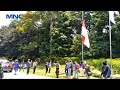 Demo Setahun Jokowi-Ma'ruf, Mahasiswa di Bogor, Turunkan Bendera Setengah Tiang  - LIM 20/10