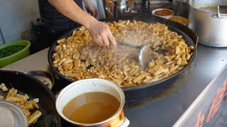 Special food! Char Siew Pork Fried Kueh and Beancurd Seafood Fried Kueh, Chinese food!