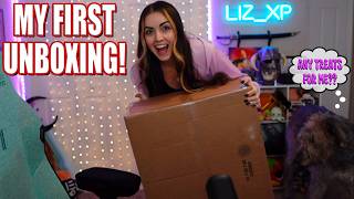 My FIRST Unboxing Video EVER! | LizXP