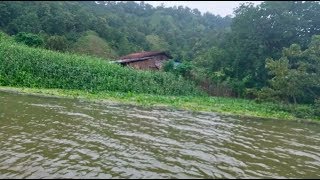 Helpless Tribals Vacate Villages Submerging in Narmada Water