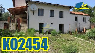 Detached, 4 bedroom farm house sited in a private location not far from the town of Lousã, Coimbra