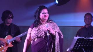 Runa Laila | Live Concert | London | Pan Khaiya Thot Lal Korilo
