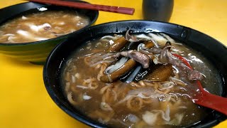 Taiwan Night Market Food - Fried Eel Egg Noodle Soup, Fried Cuttlefish Soup 光華夜市輝哥鱔魚花枝專賣店