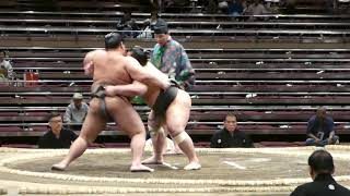 Miyanofuji (2-1) - Wakahizen (1-2) , Sumo : Natsubasho '19