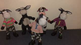 Jin Niu - Crazy Dancers - Donkey W/ Striped White And Orange Hoodie (Chinafake) (Modern Models)