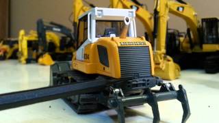 Liebherr LR 634 Crawler Loader in 1/50 by Conrad