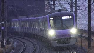 たまプラーザに入線する東京メトロ18000系