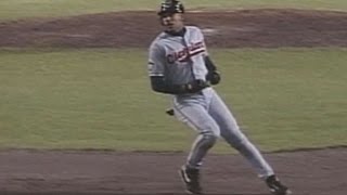 1998 ALDS Gm4: Justice's double gives Tribe lead