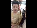 搭讪帅哥 accosted the handsome guy